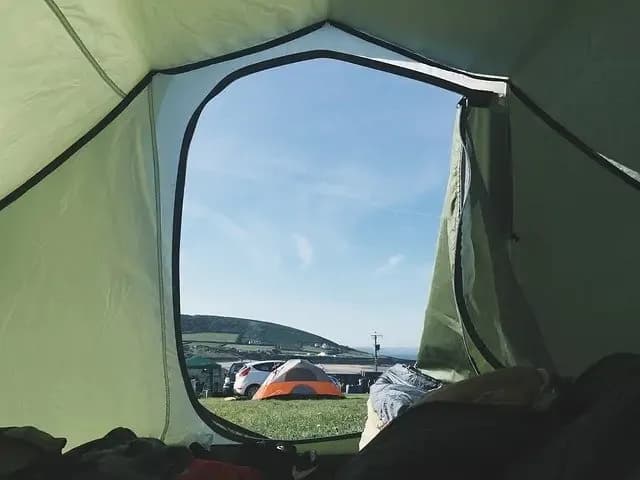 Skládací matrace při stanování