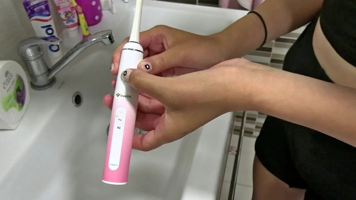 recenze sonický kartáček TrueLife SonicBrush Junior