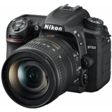 Nikon D7500