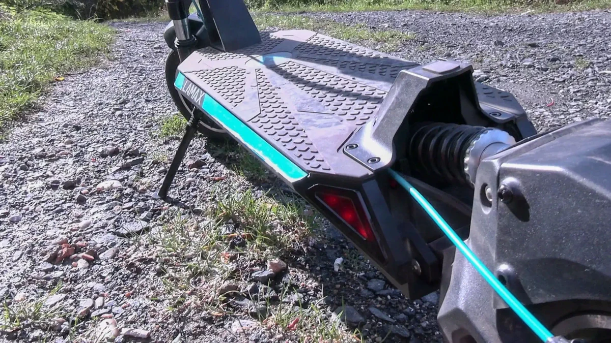 směrovky koloběžka LAMAX eRacer SC50