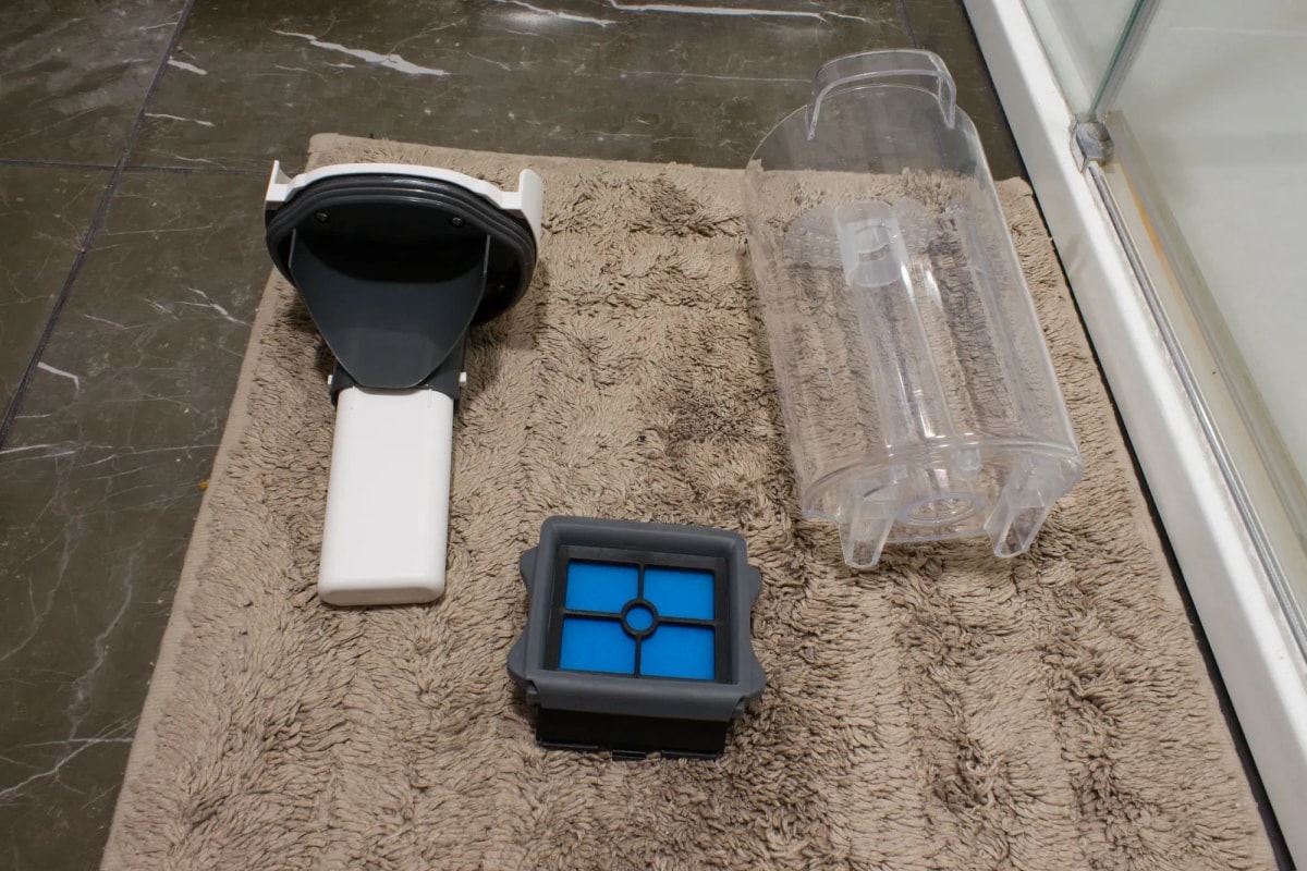 Nádoba na odpad Tineco iFloor Breeze, testování, recenze chytrý výběr