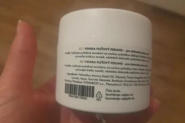 Pleťový peeling Venira recenze popis na dóze