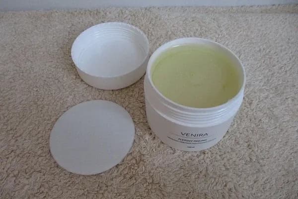 Pleťový peeling Venira recenze obal