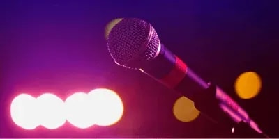Nejlepší karaoke mikrofony a karaoke sety