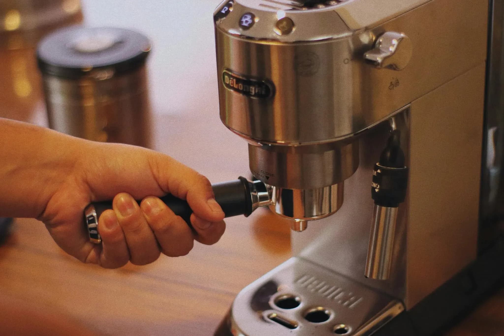 DeLonghi kávovar