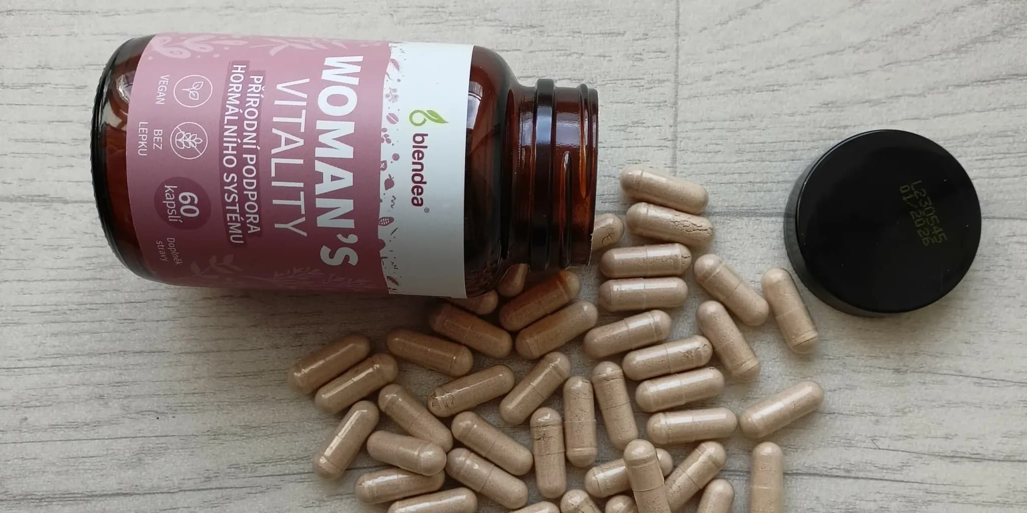 Blendea Woman’s Vitality - lahvička s vysypanými kapslemi