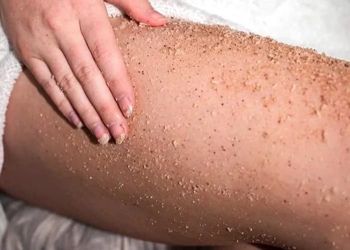 Nejlepší tělový peeling – jak vybrat vhodný body scrub