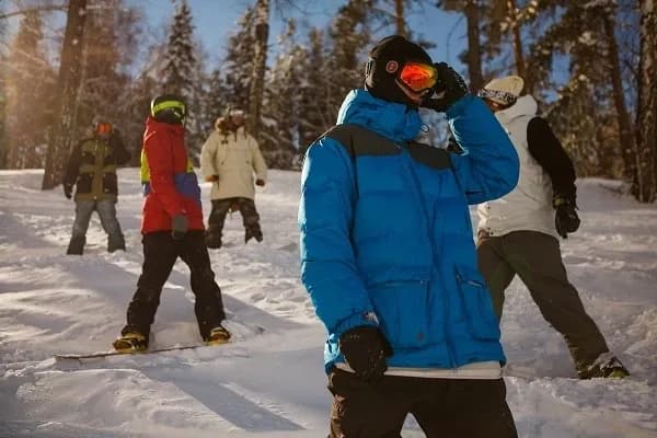 Snowboardová bunda obrázek do textu