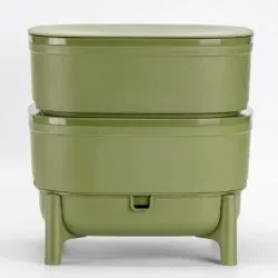 Domácí kompostér Plastia: Product review