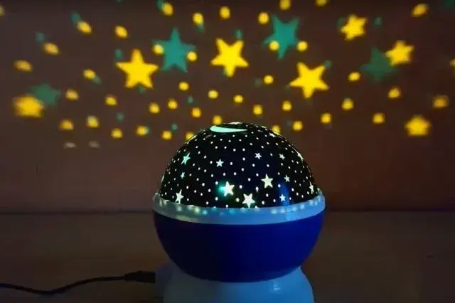 projektor hvězdné oblohy