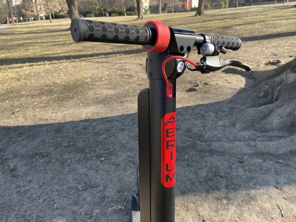 Recenze a test elektrokoloběžky Aerium HX8 – design a konstrukce