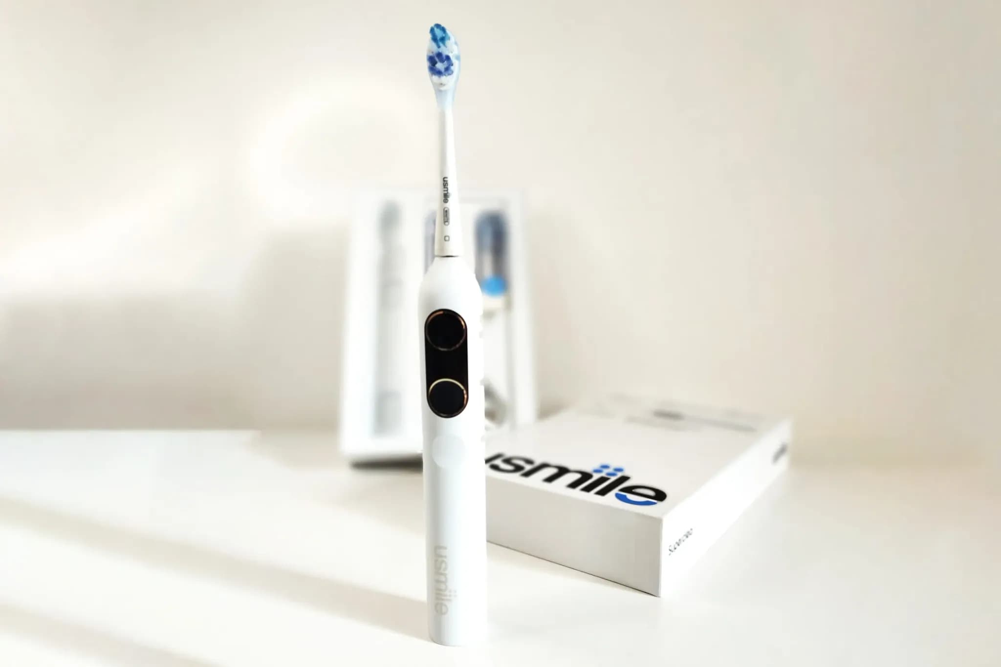 Recenze elektrického zubního kartáčku – sonický kartáček Usmile Y10 náhled produktu