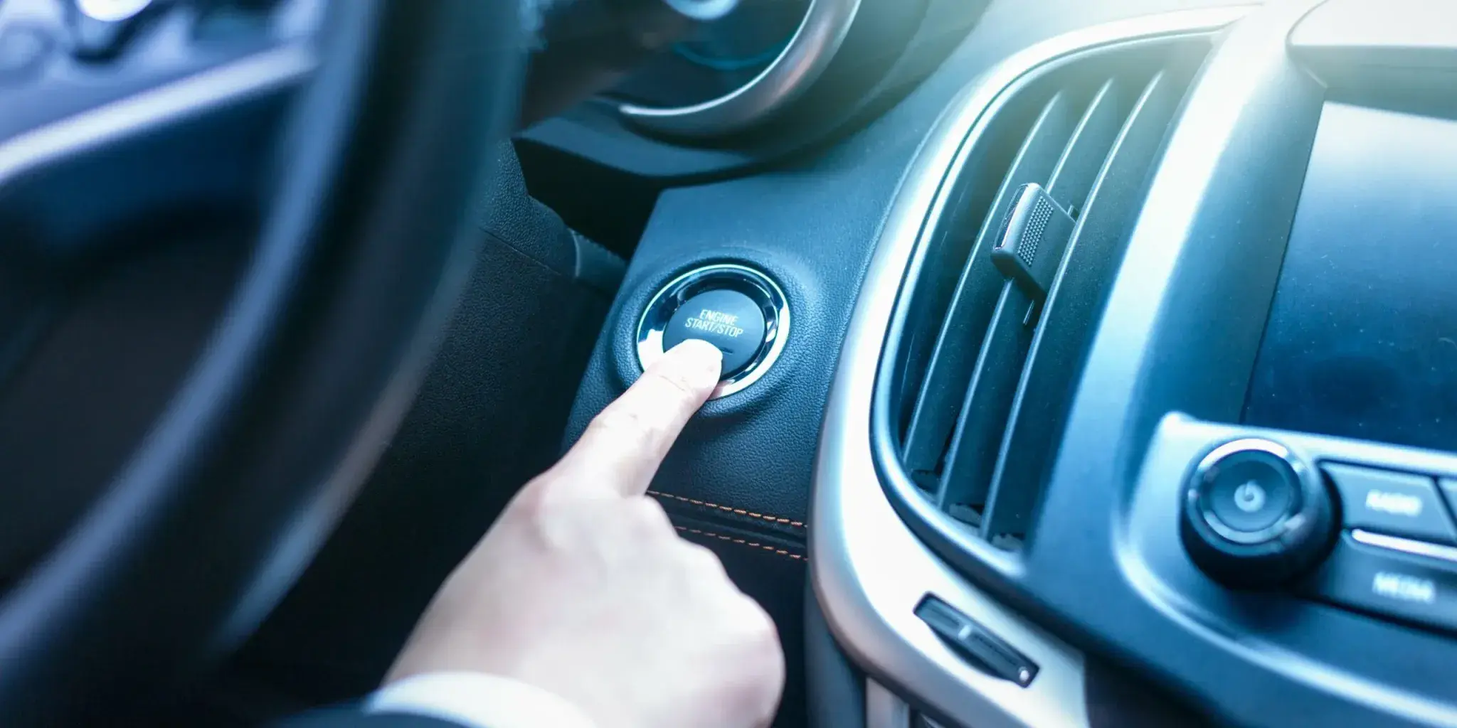 Startovací powerbanka - nastartování automobilu