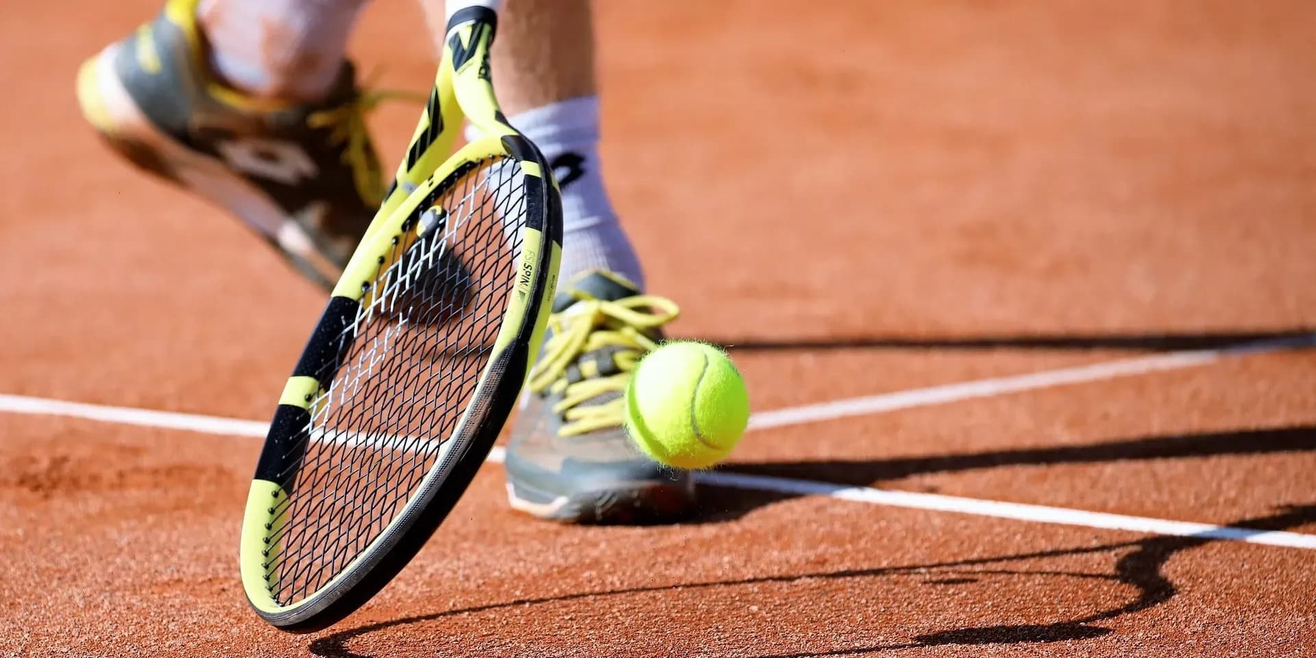 Tenisová raketa - šířka rámu