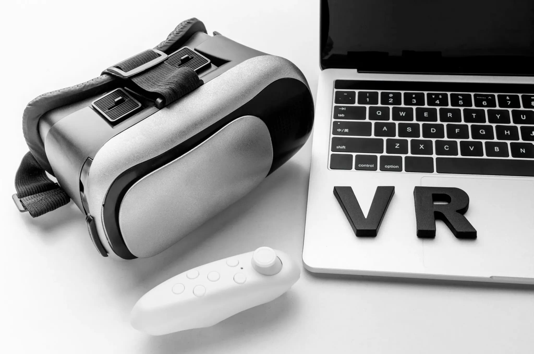 VR brýle a notebook