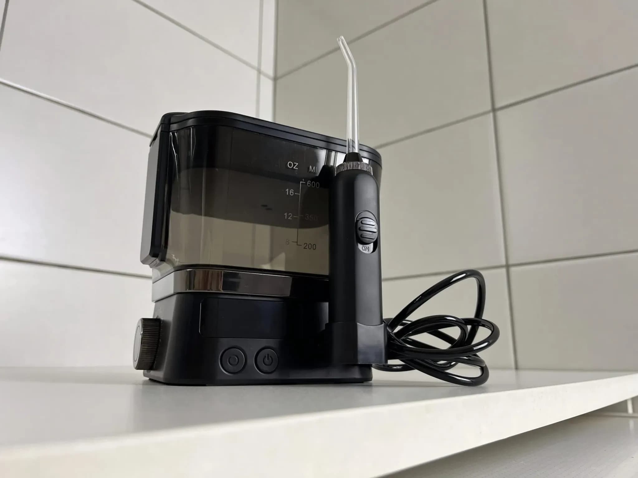 AquaFloss Station F300