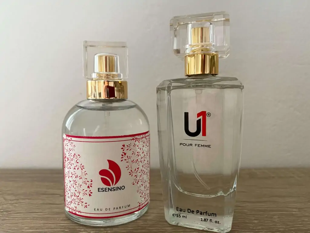 Srovnání 50ml a 55ml verze balení parfému esensino