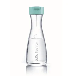 Průhledná láhev s filtrem vody