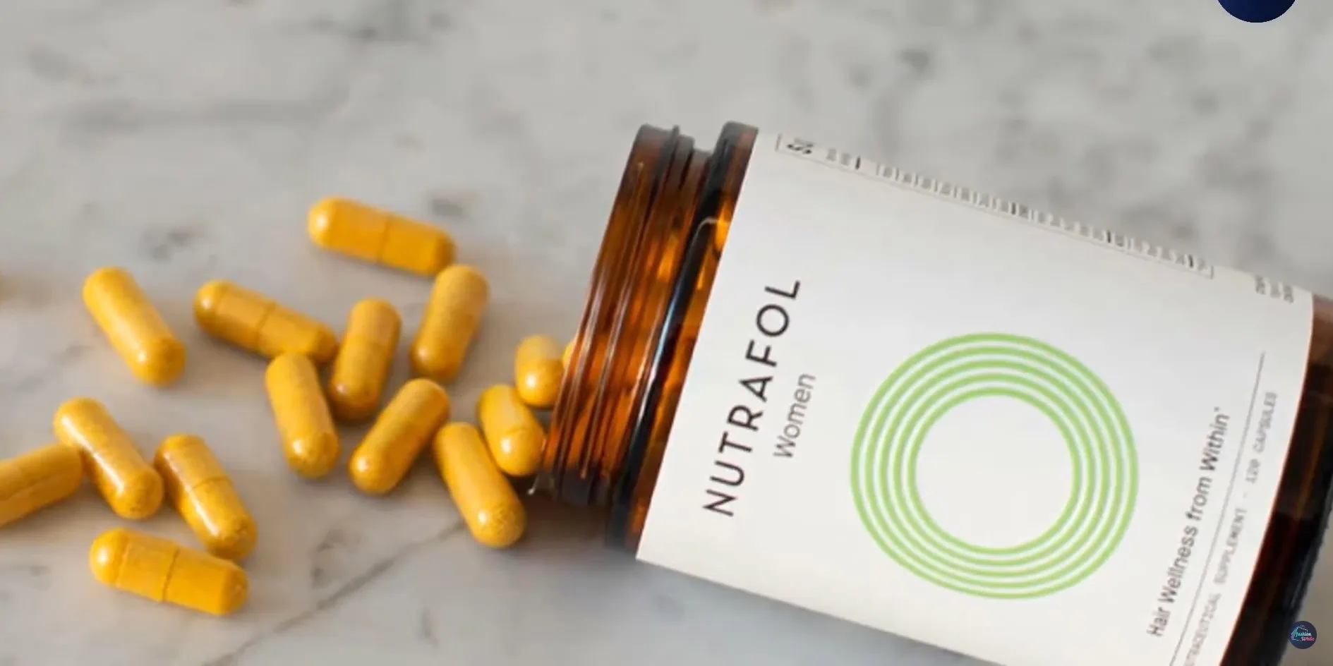 Vitamíny na vlasy - lahvička s tabletami