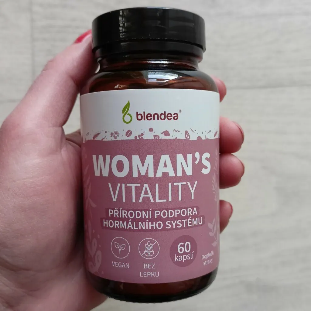 Blendea Woman’s Vitality - lahvička v ruce