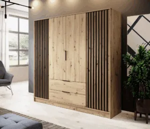 Hnědé a béžové klasické skříně