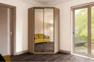 Hnědé a béžové rohové skříně